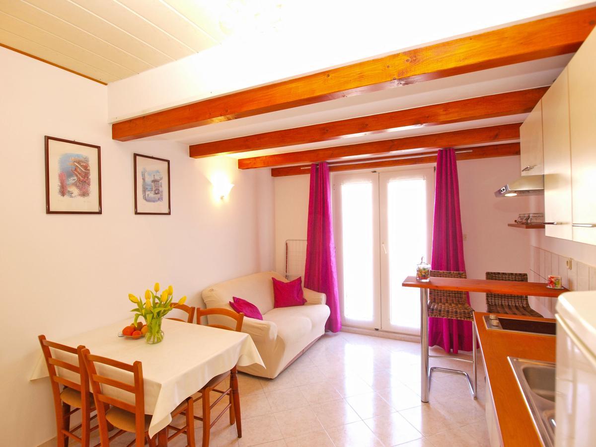 Apartma Doris 1558 *